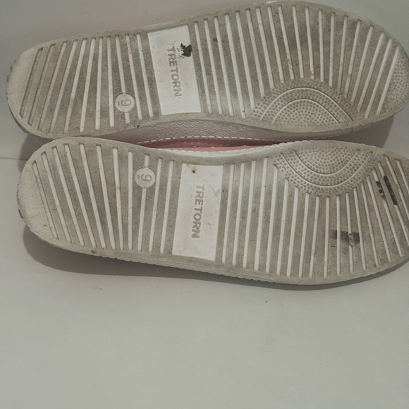 Tretorn Nylite Plus Sneaker color:pink  size 9 - Picture 6 of 6